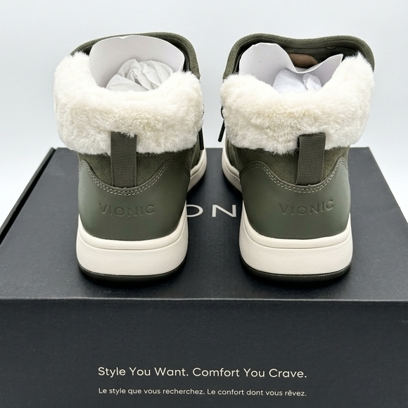 Vionic Green Olive Shoe Packaging - Picture 11 of 11